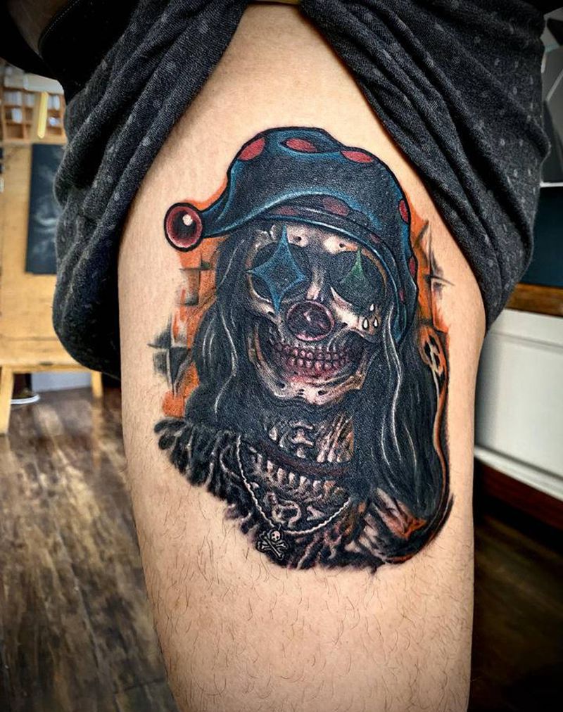 小丑纹身图片_腿部欧美写实纹身图案