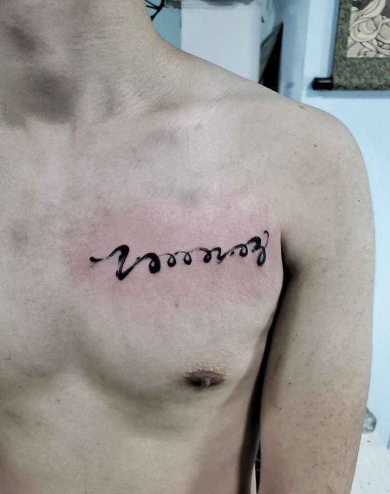 生日纹身图片_胸部水墨纹身图案