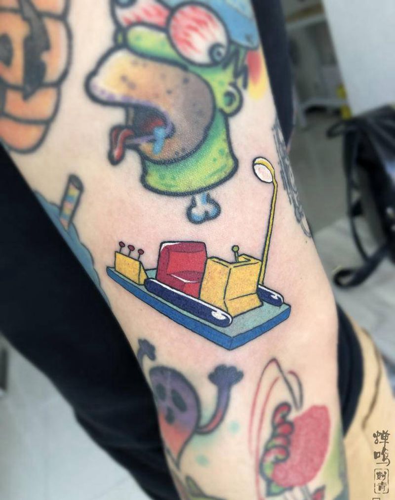 时光机纹身图片_手臂New School纹身图案