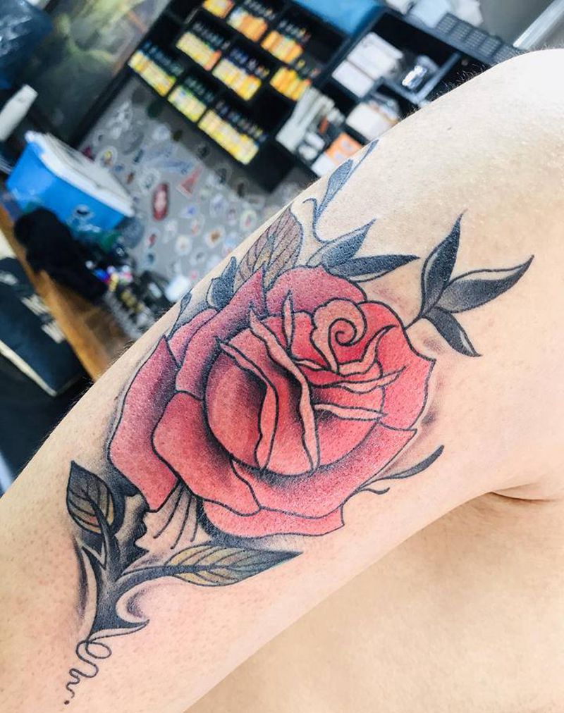 School玫瑰纹身图片_肩部新传统Old School纹身图案