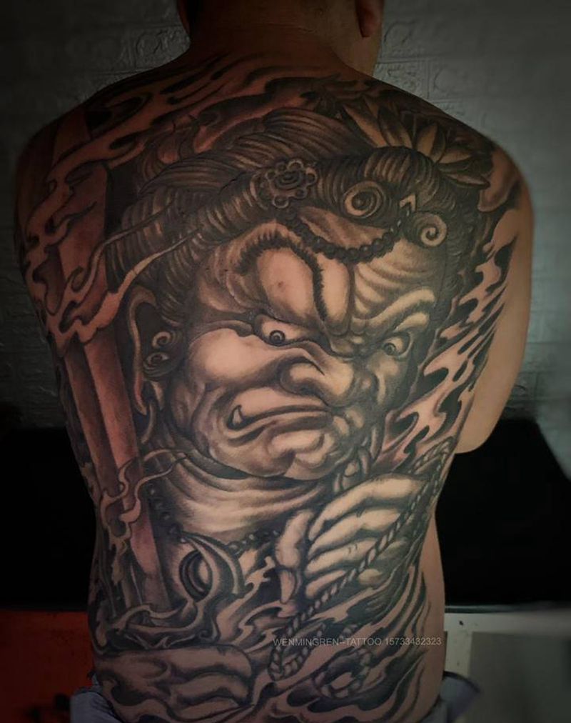 不动冥王尊者纹身图片_背部新传统纹身图案