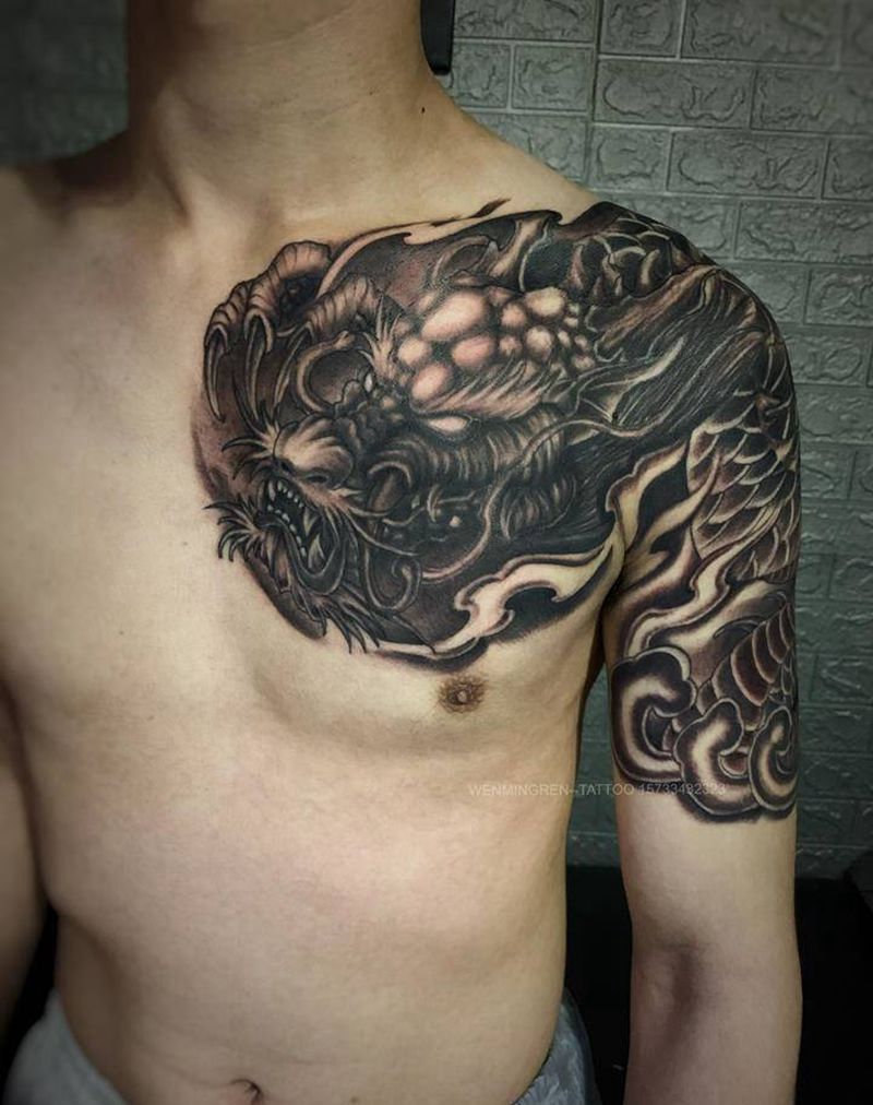 半甲龙纹身图片_肩部新传统纹身图案