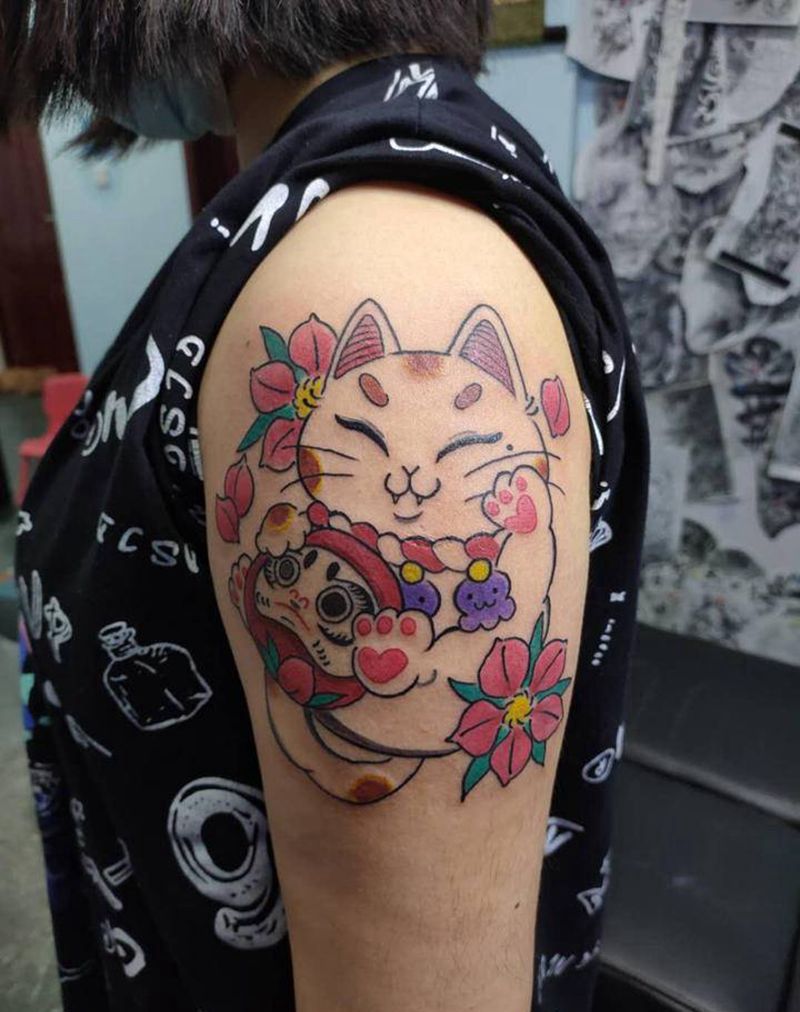 日式招财猫纹身图片_手臂老传统纹身图案