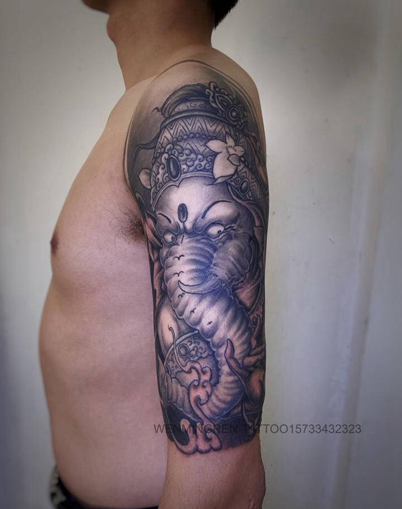 大臂象神纹身图片_手臂手部新传统纹身图案