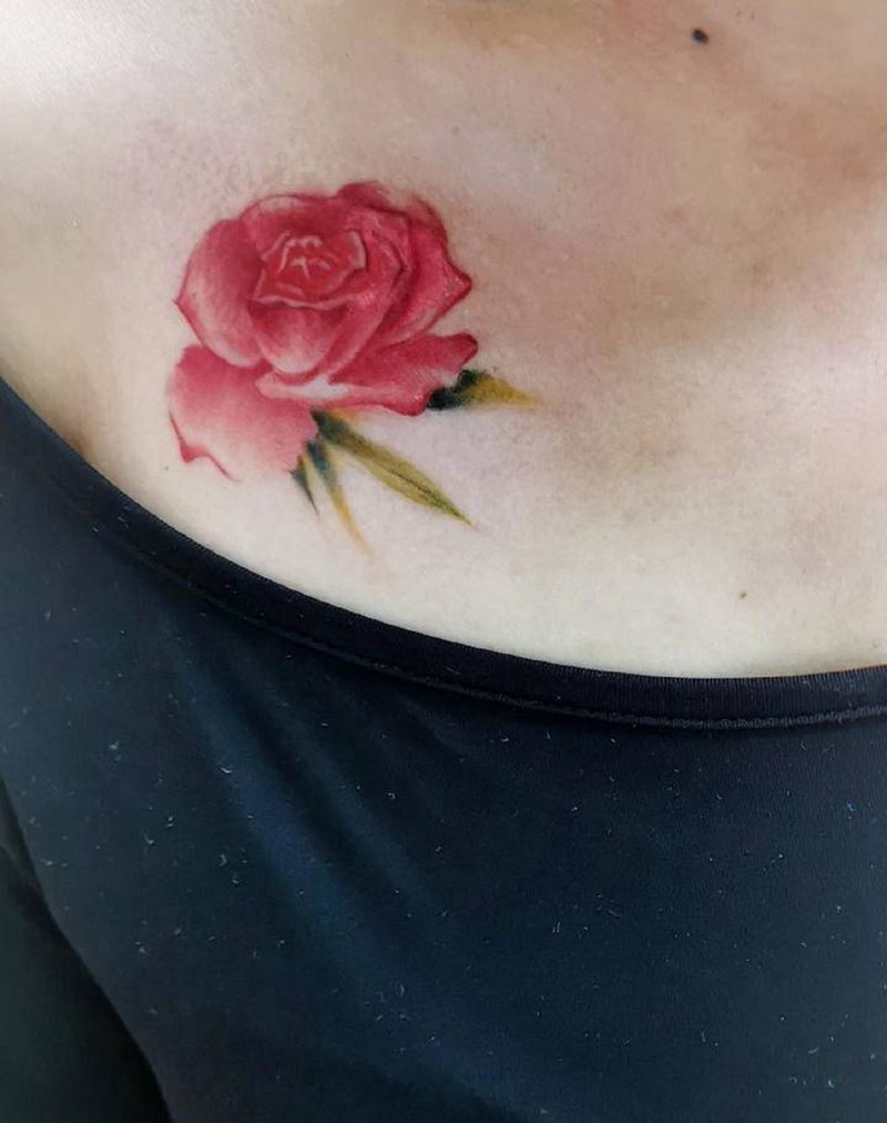 玫瑰纹身图片_颈部老传统纹身图案