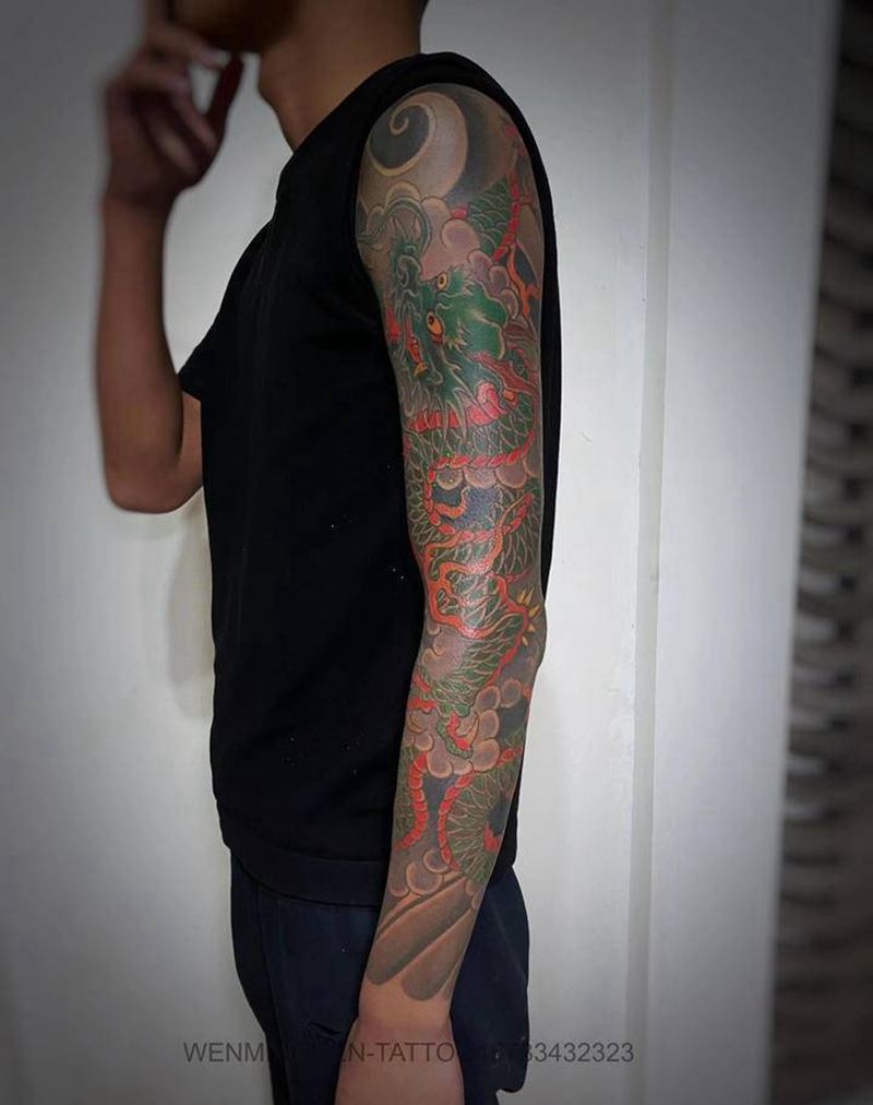 传统龙花臂彩色纹身图片_手臂新传统老传统纹身图案