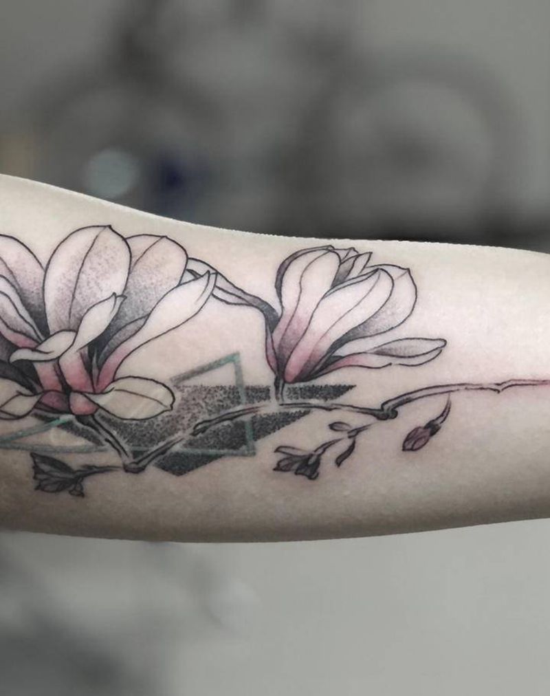 玉兰花纹身图片_手臂New School纹身图案