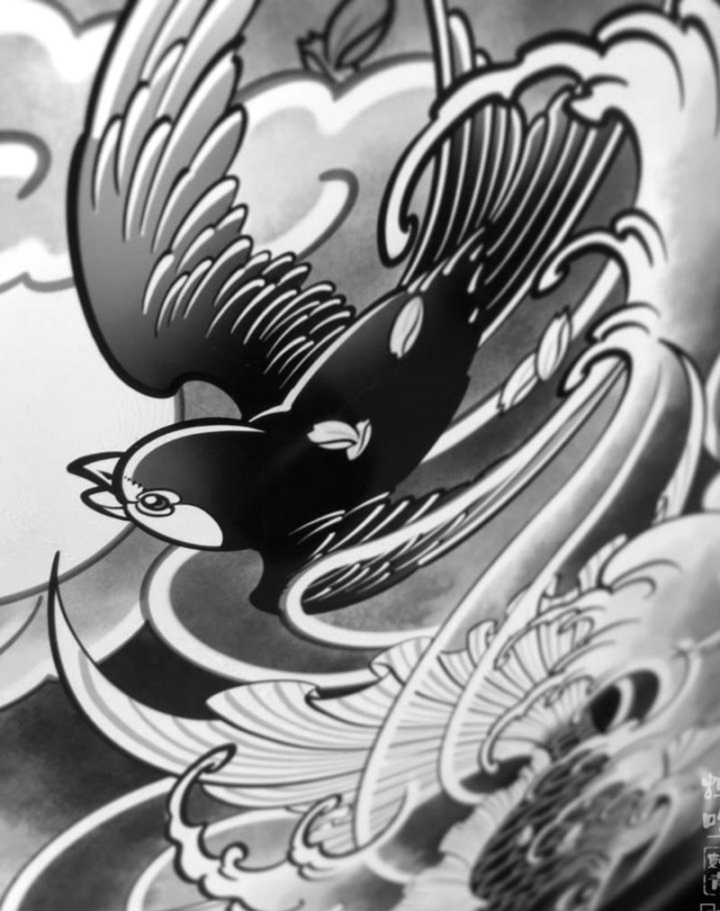燕子 金鱼纹身图片_手臂新传统纹身图案