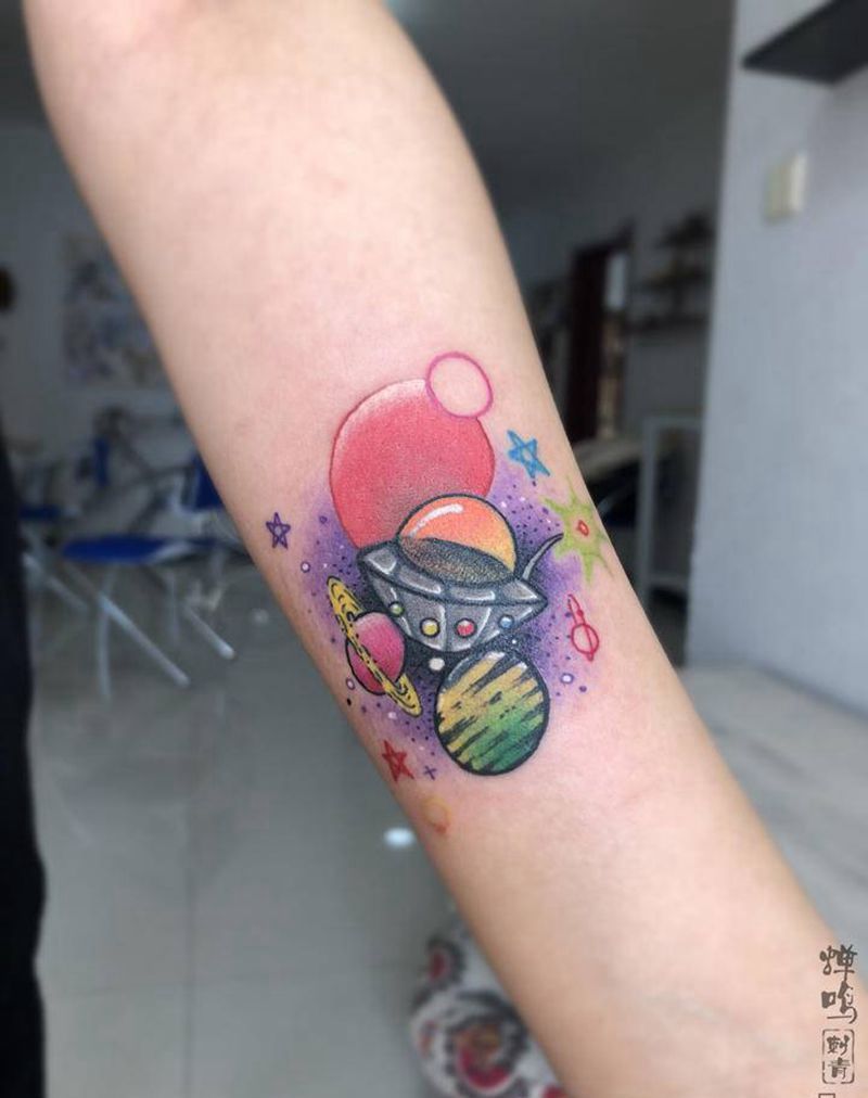 UFO纹身图片_手臂New School纹身图案