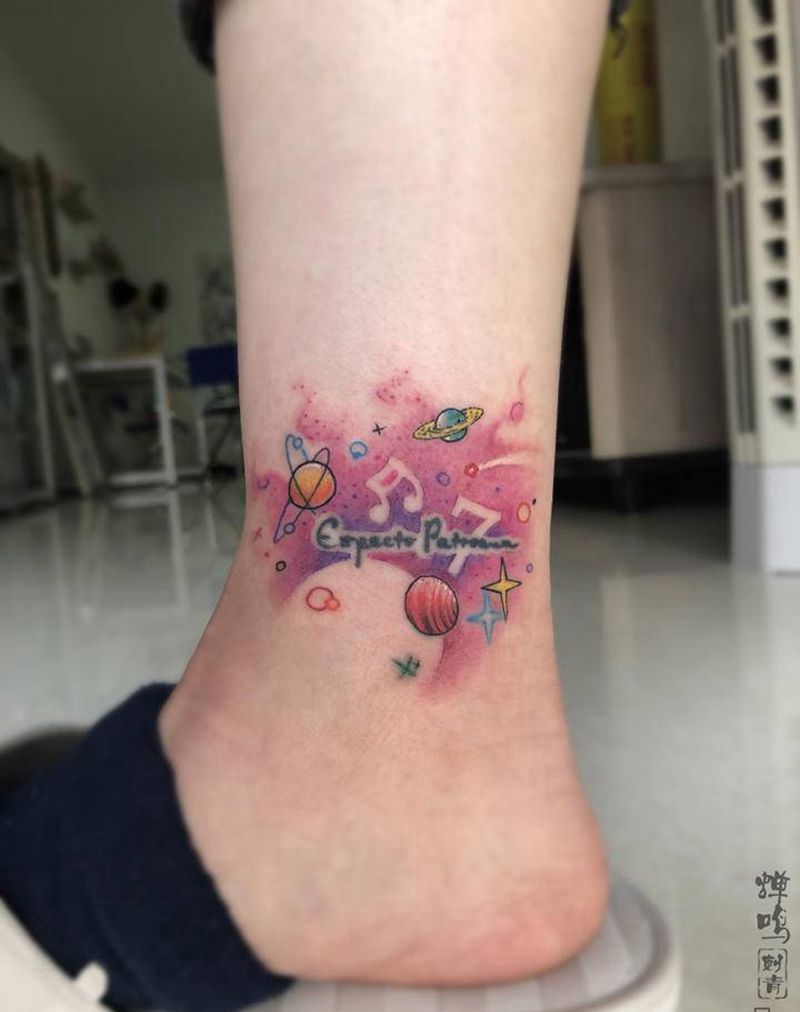 星空纹身图片_腿部New School纹身图案