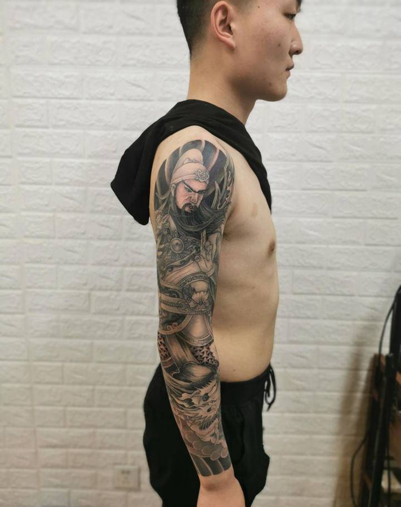 关羽花臂纹身图片_手部老传统纹身图案