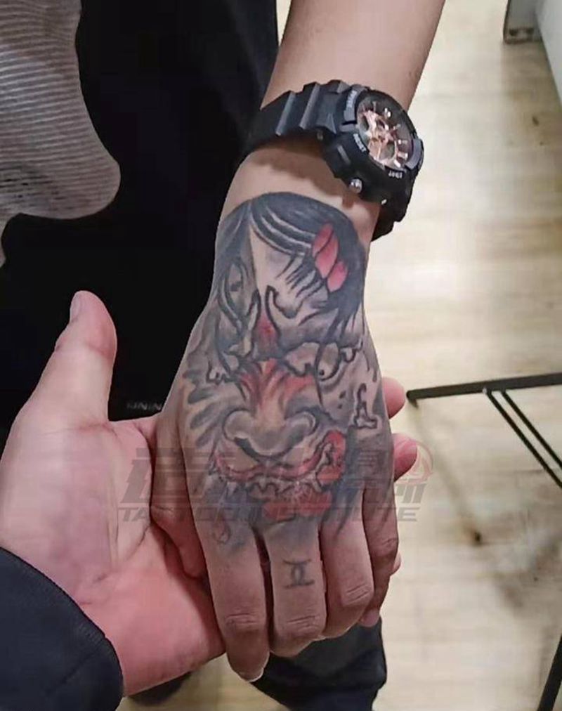 第一次清洗恢复半个月纹身图片_洗纹身纹身图案