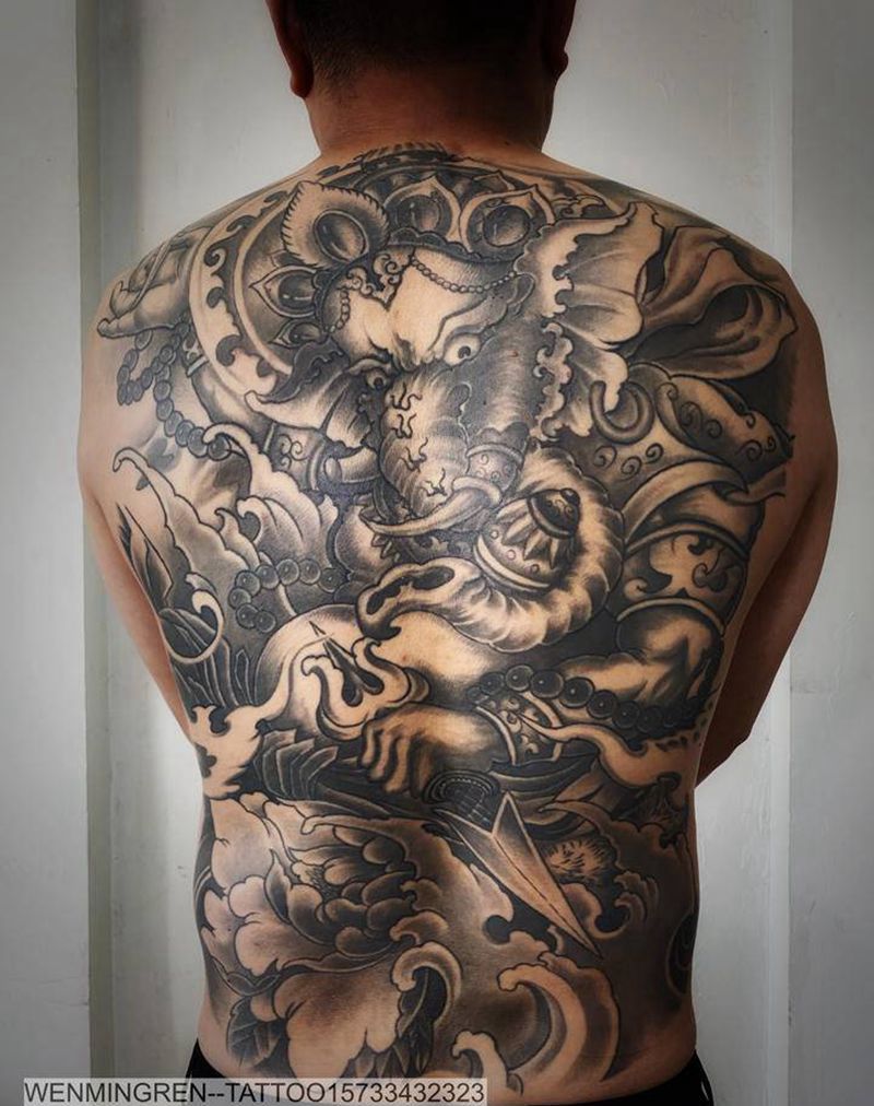 后背满背象神纹身图片_背部新传统老传统纹身图案