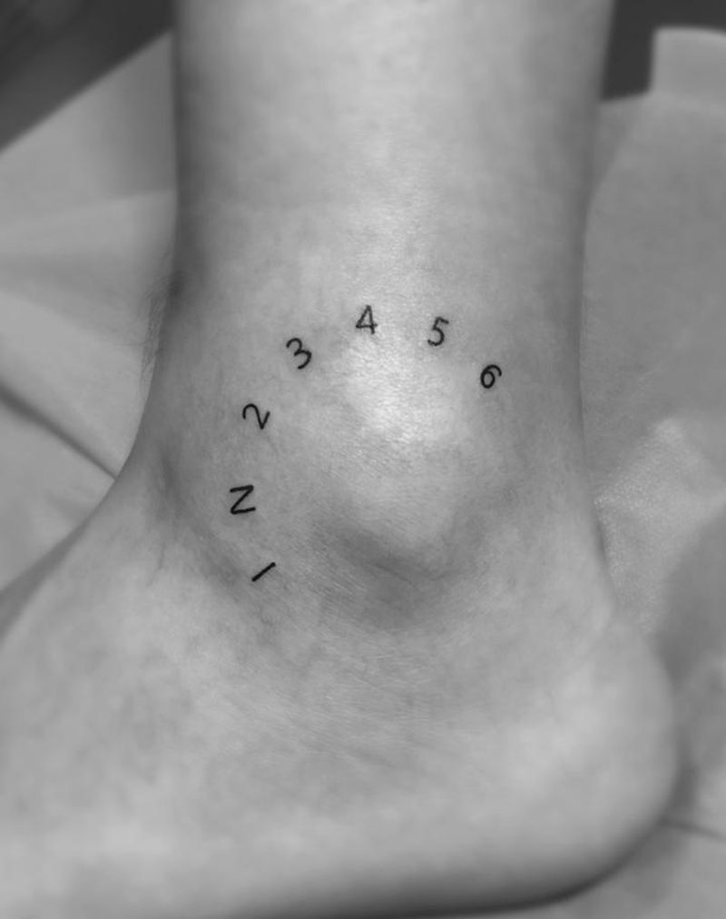 档位纹身图片_成品脚部清新字符图腾纹身图案