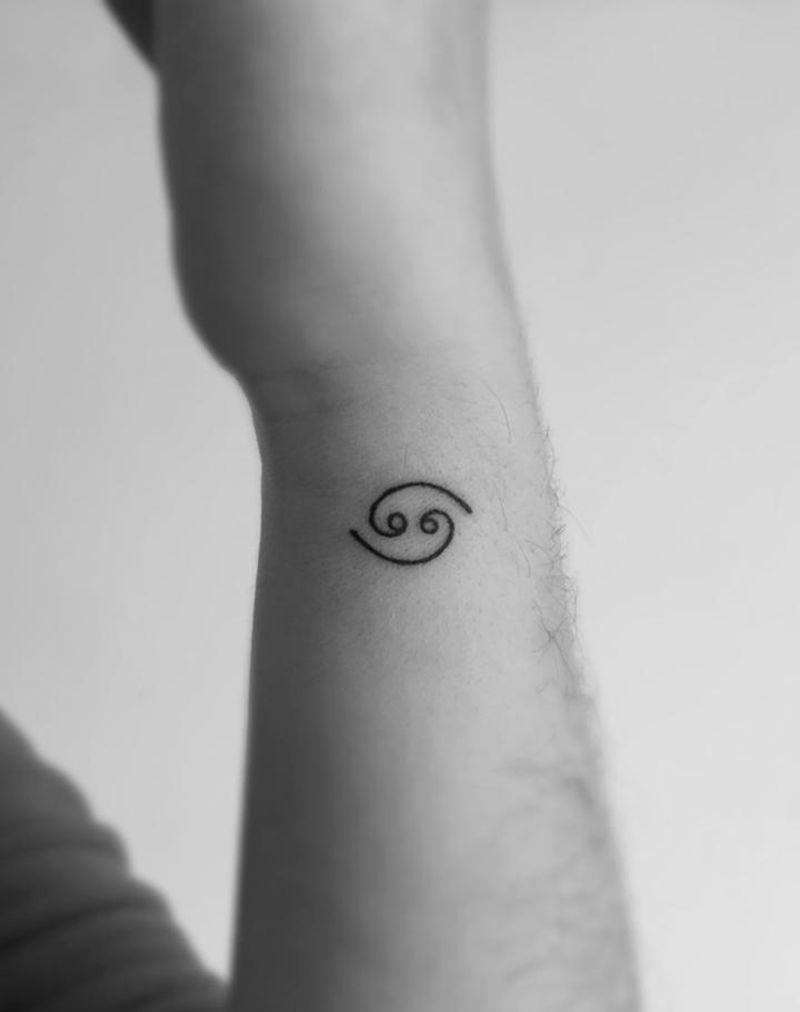 ♋️纹身图片_成品手臂清新字符图腾纹身图案