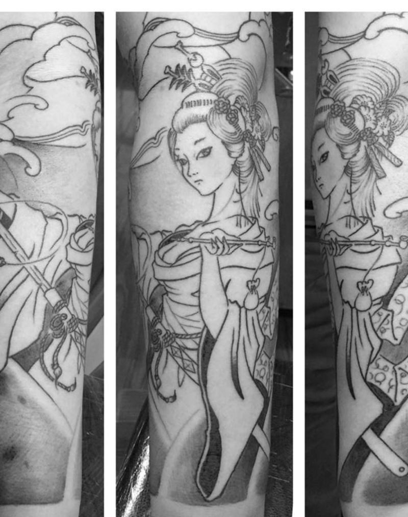 艺妓荷花包小臂纹身图片_成品手臂传统清新人物植物原创纹身图案