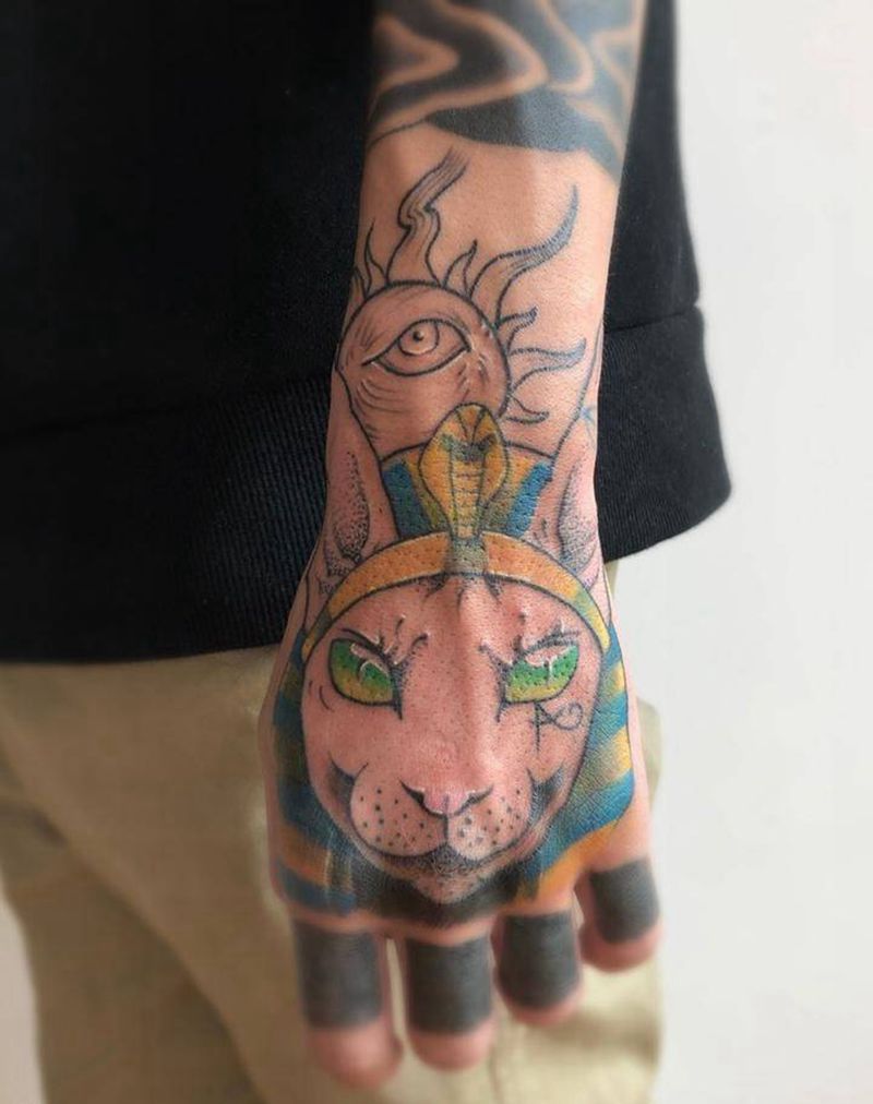 司芬克斯法老纹身图片_手部New School纹身图案