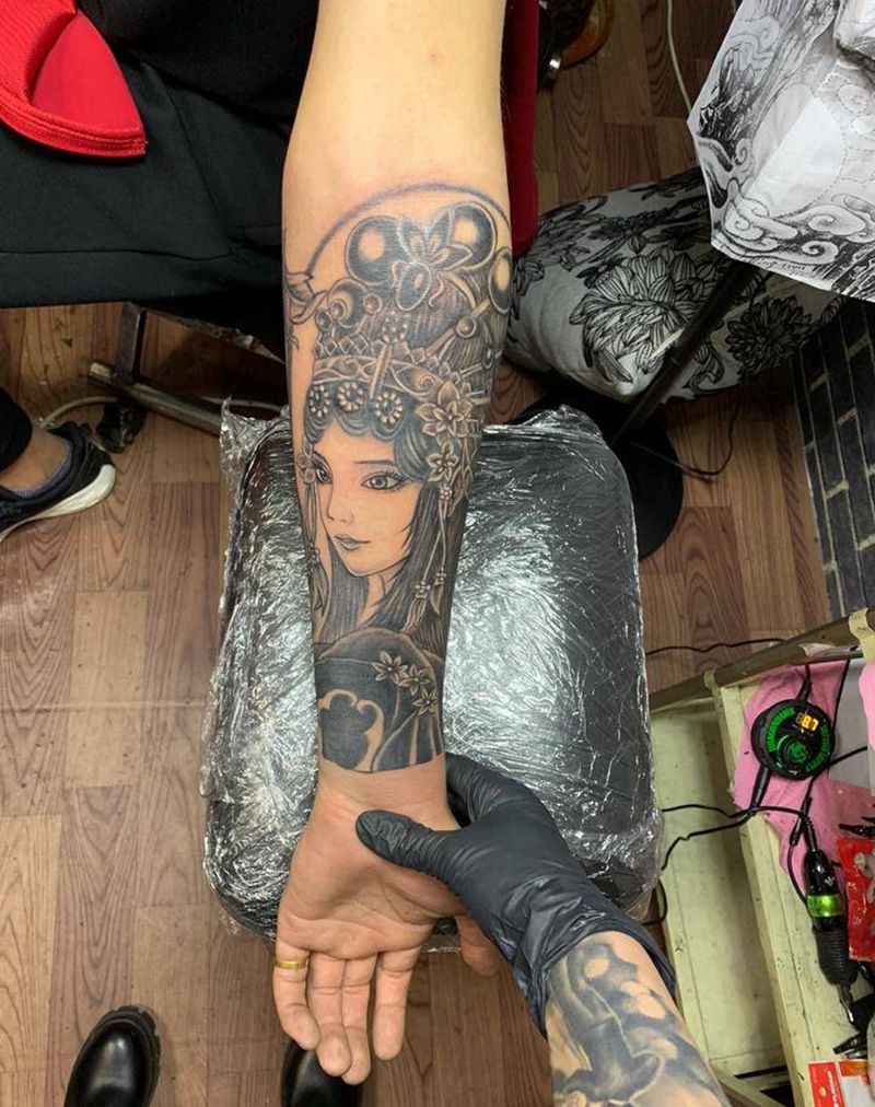 花旦包小臂纹身图片