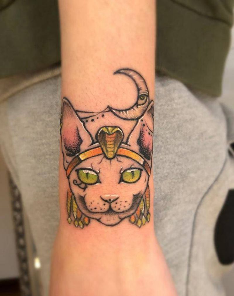 司芬克斯王后纹身图片_手臂New School纹身图案