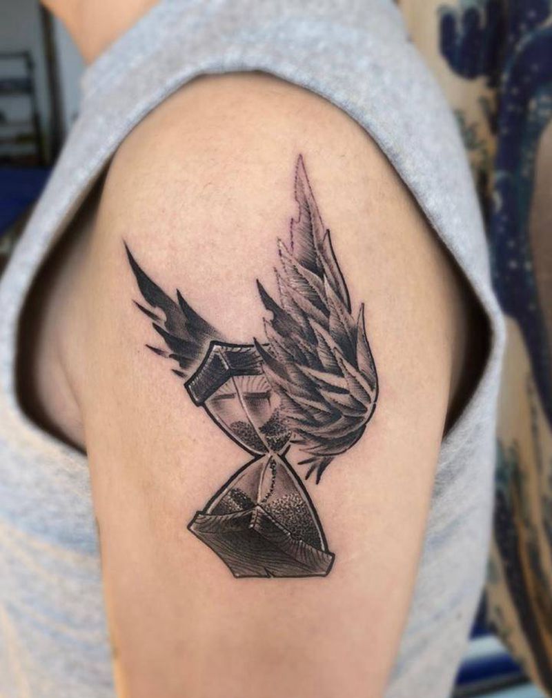 ⏳纹身图片_手臂肩部New School点刺纹身图案