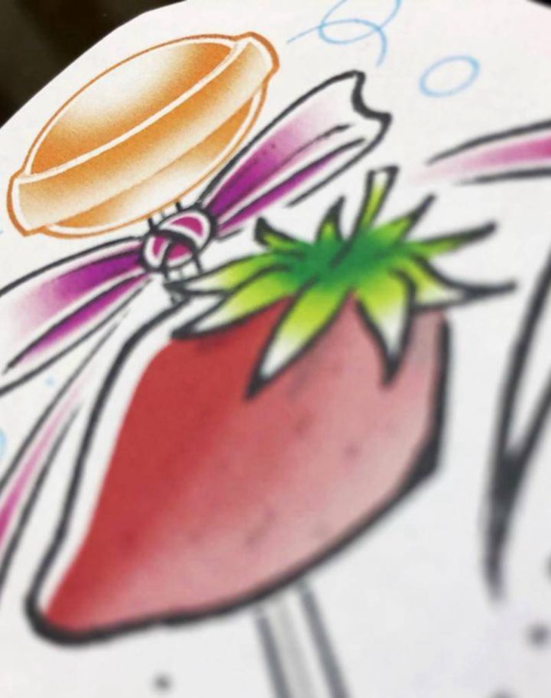 草莓纹身图片_手臂腿部New School纹身图案