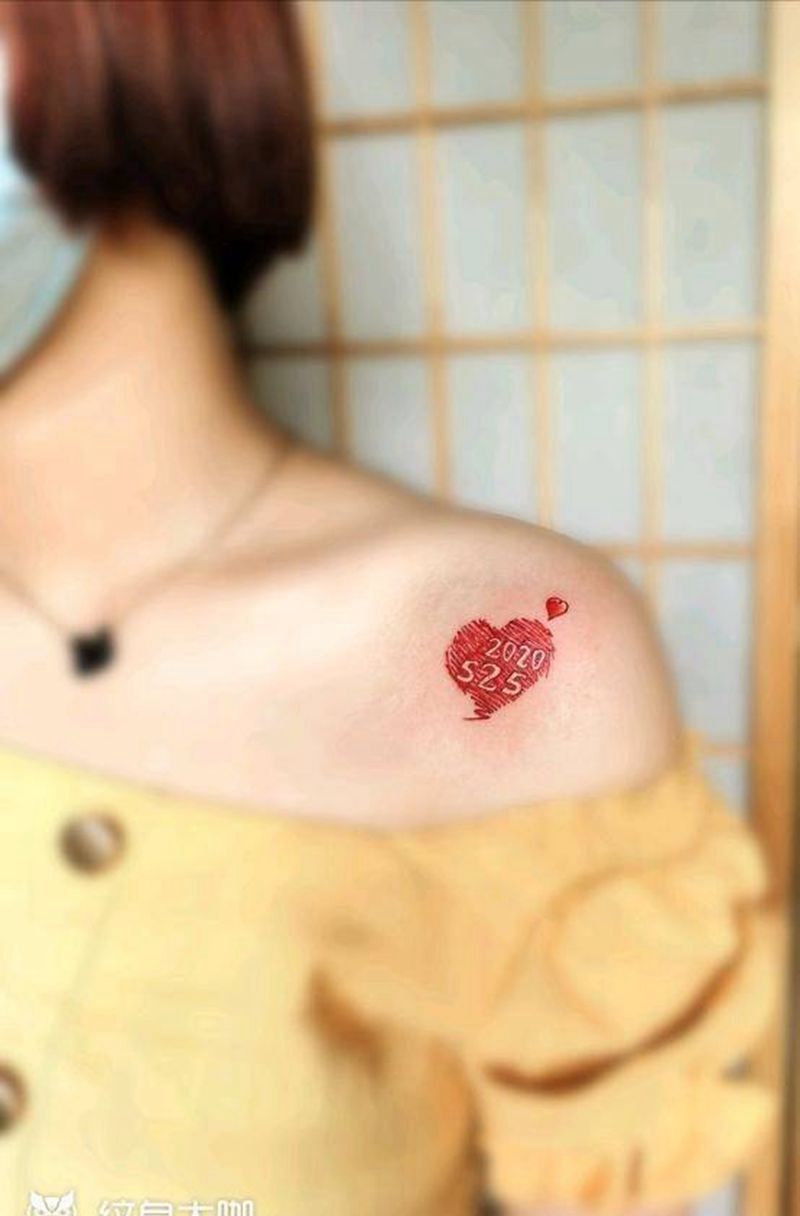 小清新纹身图片_肩部纹身图案