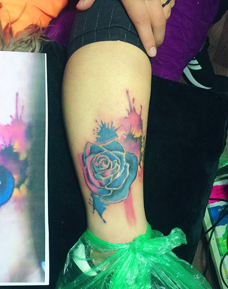 泼墨玫瑰纹身图片