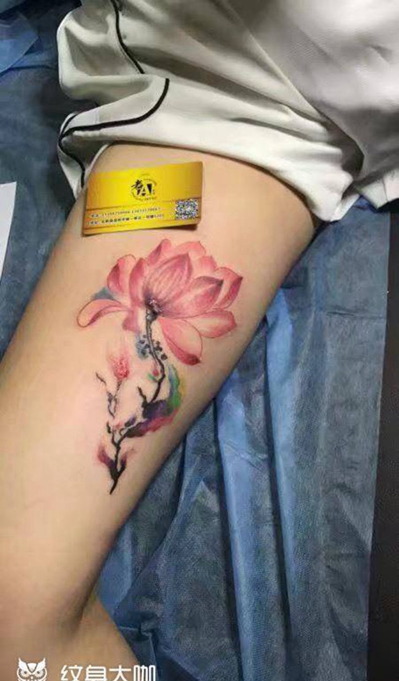 大腿内侧纹身图片