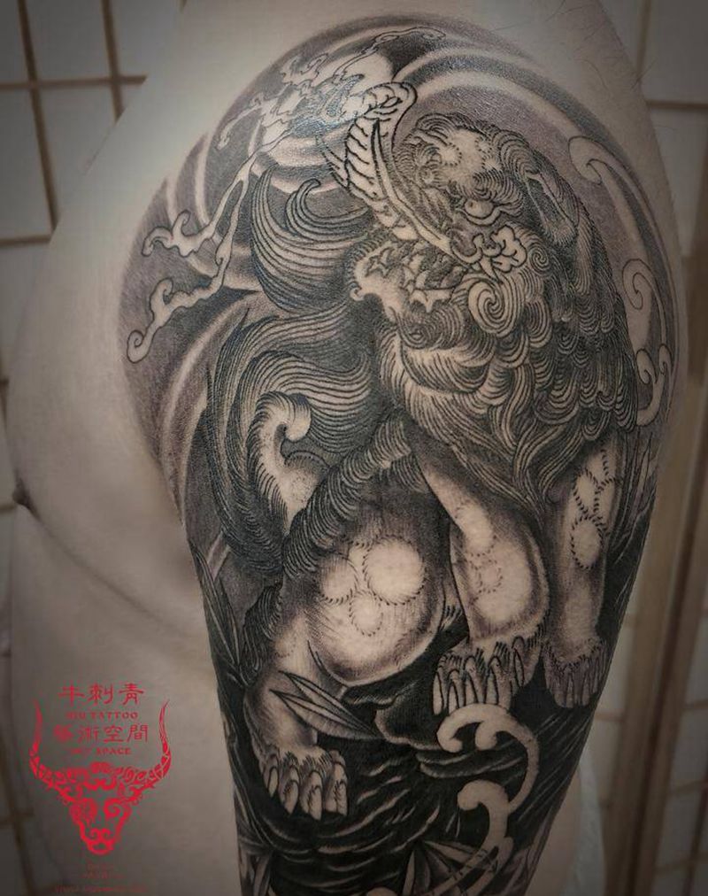 象鼻狮 未完纹身图片_手臂纹身图案