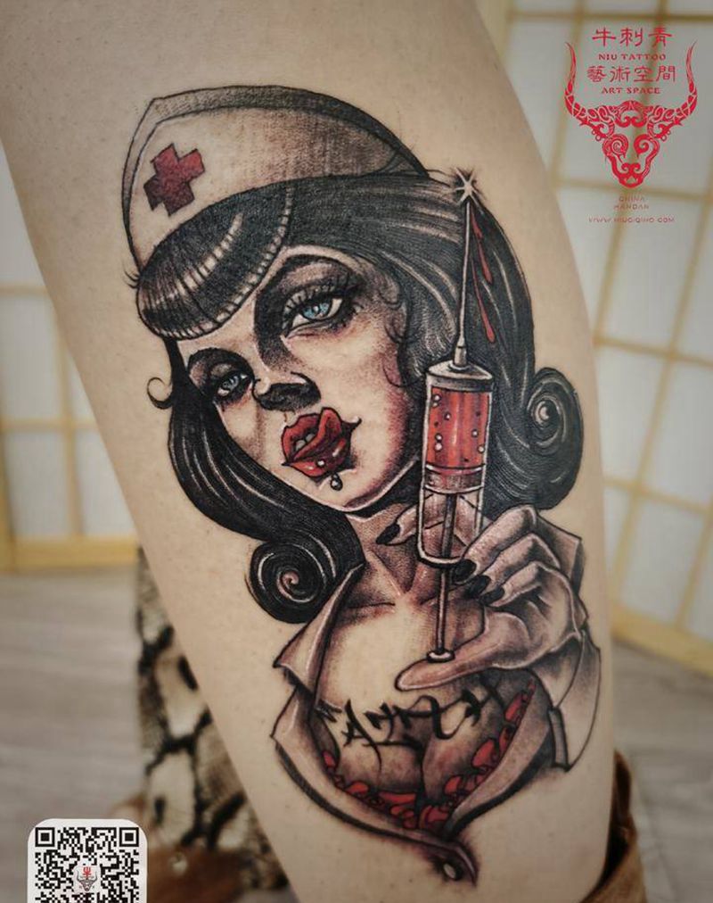 护士纹身图片_腿部New School纹身图案