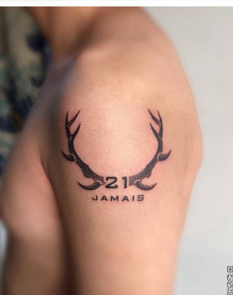 鹿角纹身图片_成品手臂清新动物字符图腾原创纹身图案