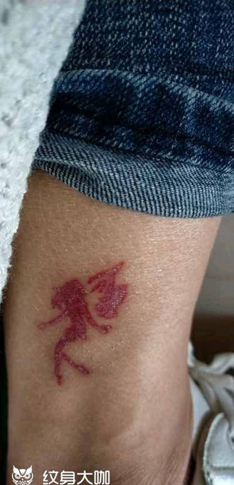 遮盖花纹身图片_腿部新传统纹身图案