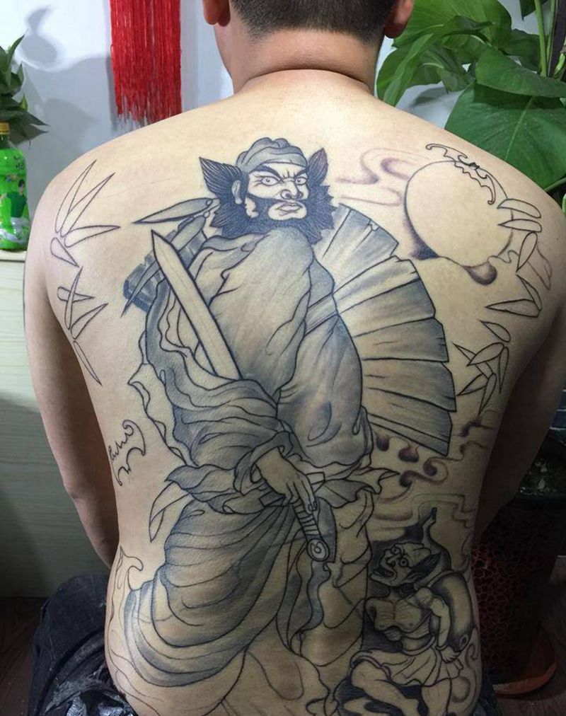 钟馗满背修改纹身图片