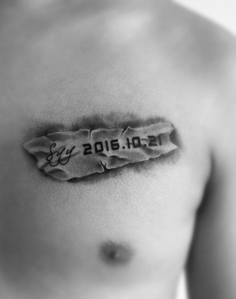 英文纹身纹身图片_成品胸部清新字符静物纹身图案