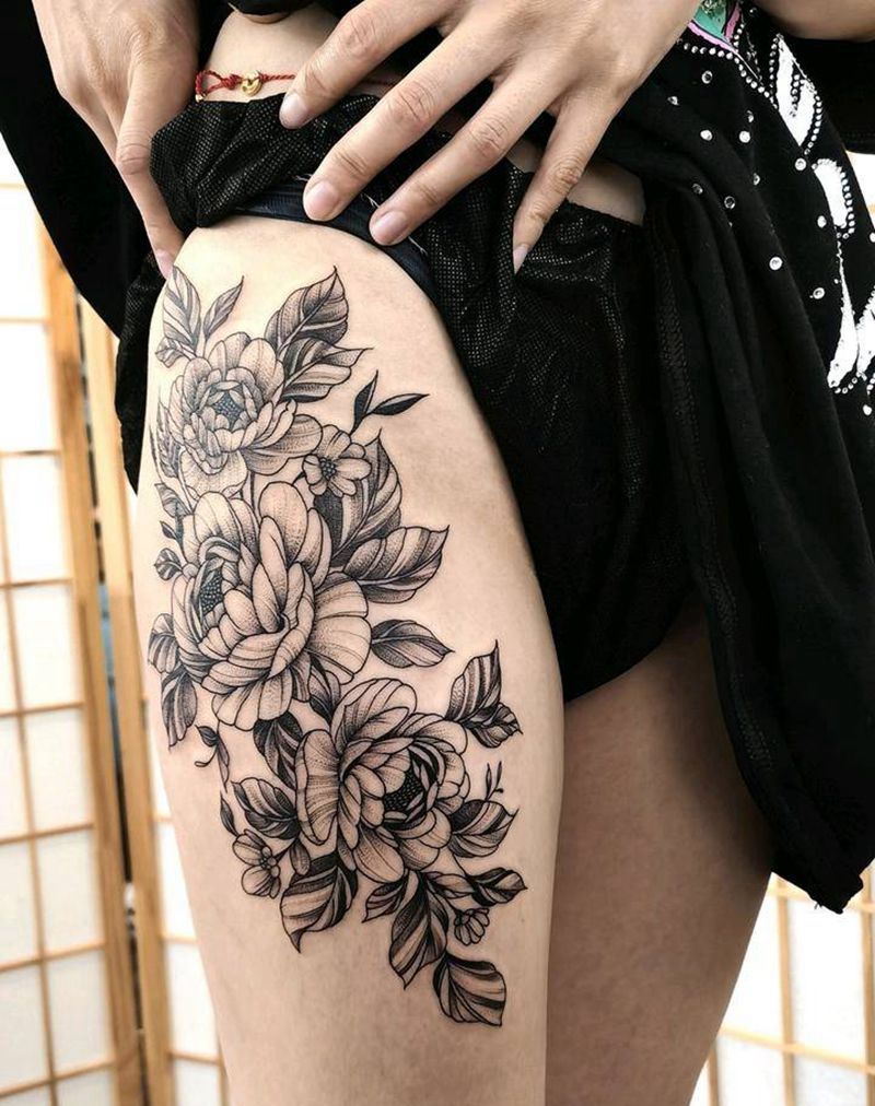 素花纹身图片_腿部欧美写实点刺纹身图案