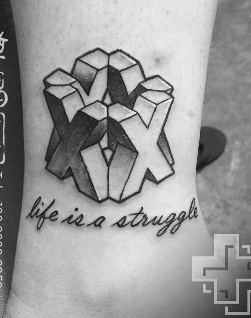 XXXX纹身图片_成品腿部清新几何字符纹身图案