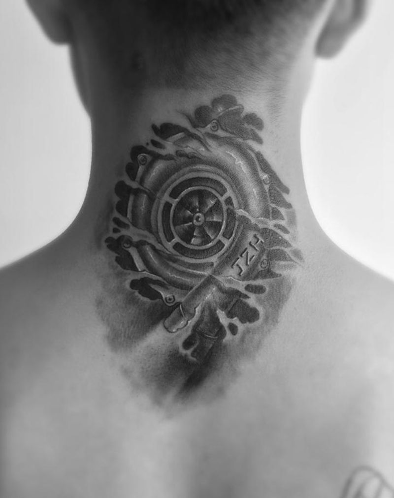 涡轮纹身图片_成品颈部欧美写实静物纹身图案