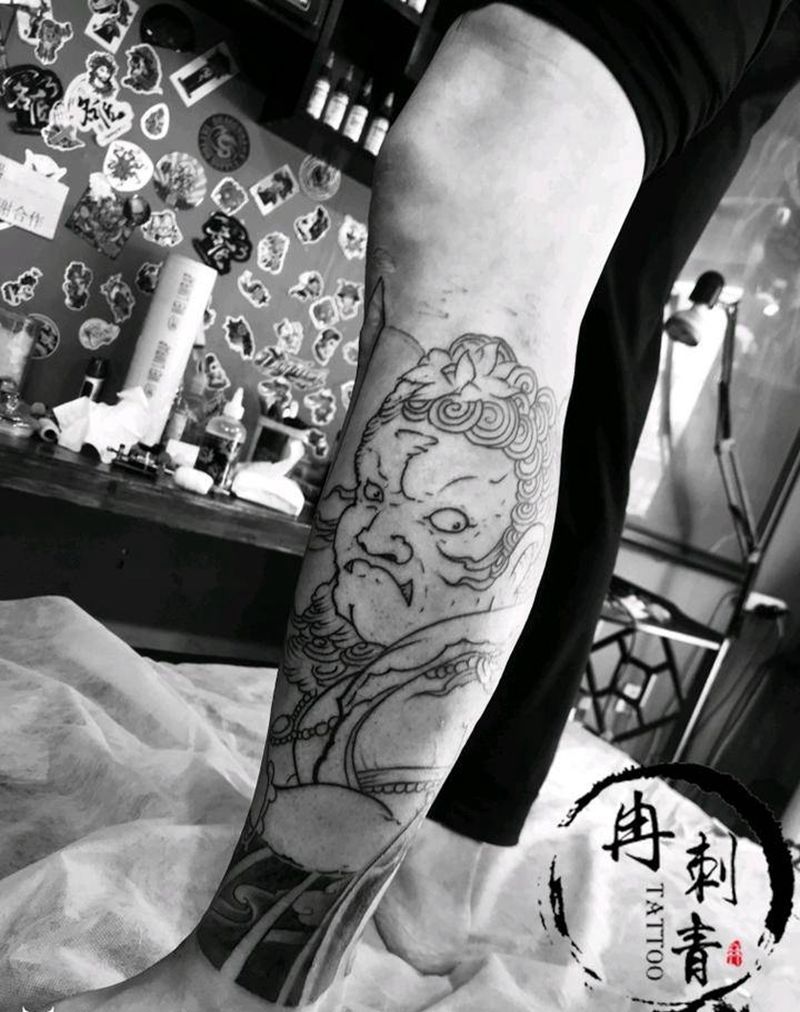 冥王小腿纹身图片_腿部新传统老传统纹身图案