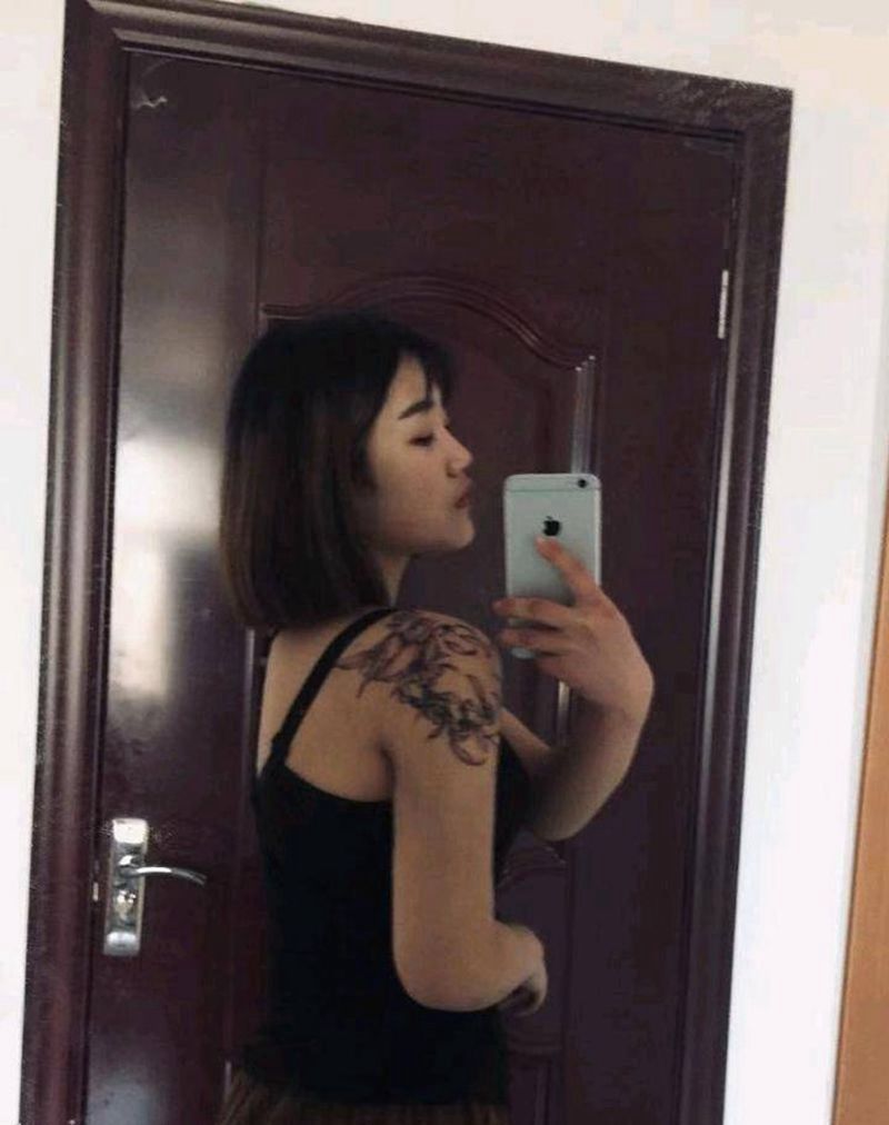 鸟纹身图片_肩部老传统纹身图案