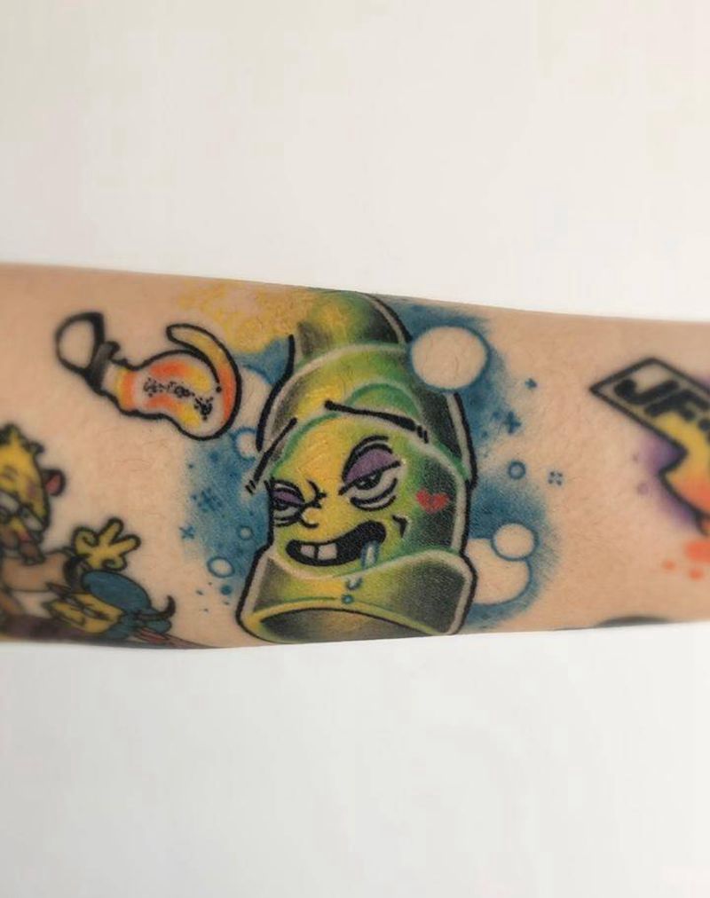 乐堡啤酒纹身图片_手臂New School纹身图案