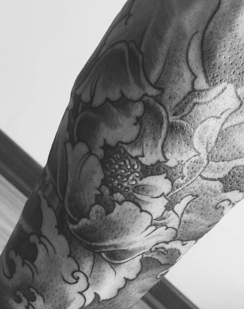 牡丹纹身图片_成品腿部传统植物原创纹身图案