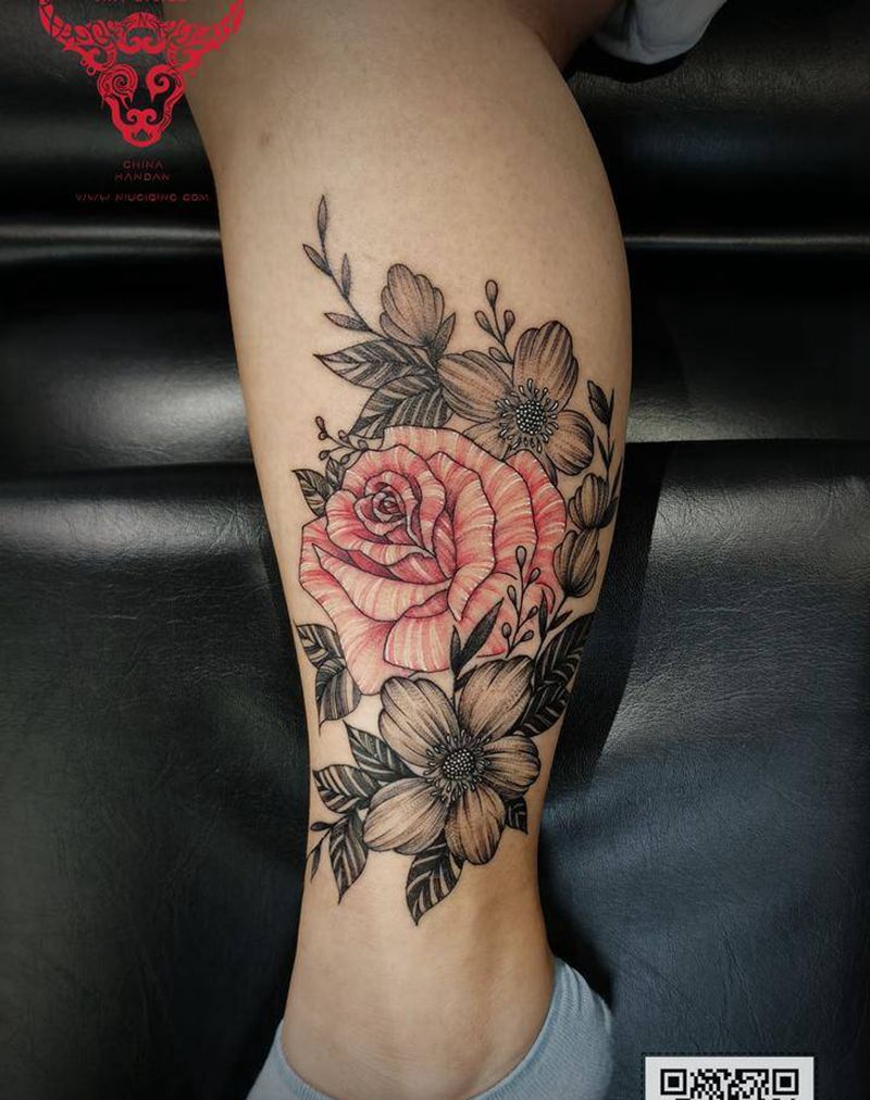 素花纹身图片_腿部点刺纹身图案