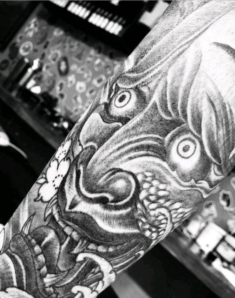 班诺纹身图片_腿部老传统新传统纹身图案