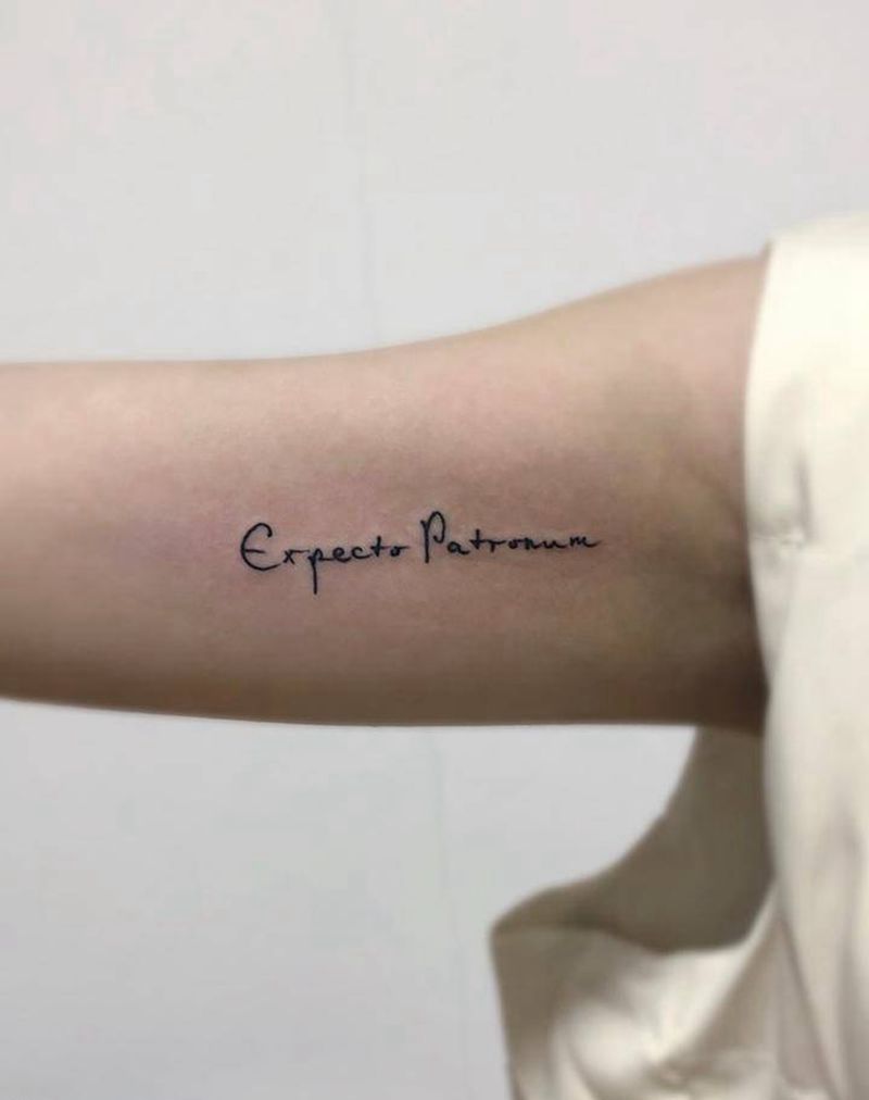 呼神护卫纹身图片_手臂图腾纹身图案