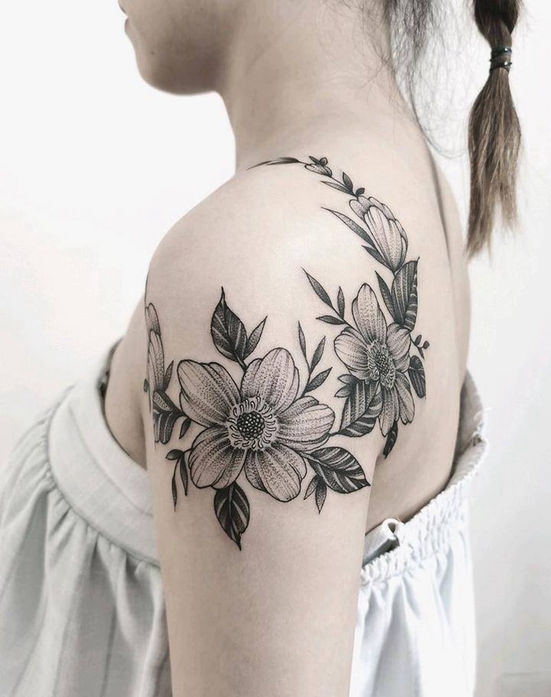 素花纹身图片_手臂肩部点刺纹身图案