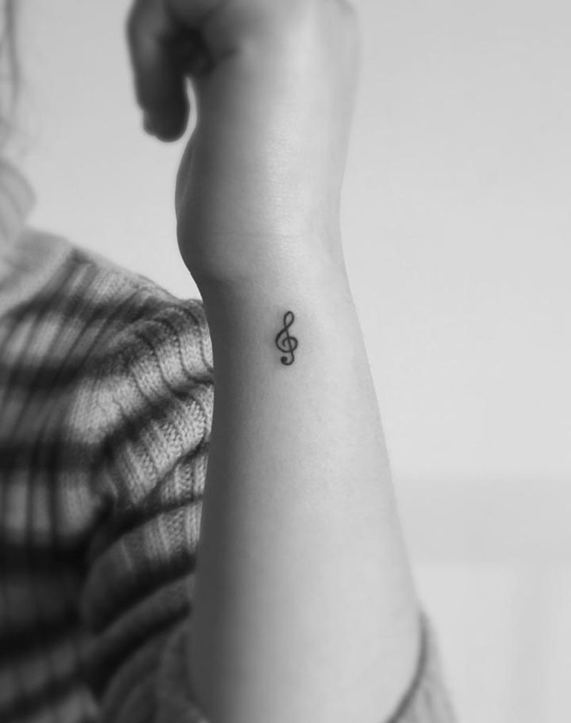 音符纹身图片_成品手臂清新字符图腾纹身图案