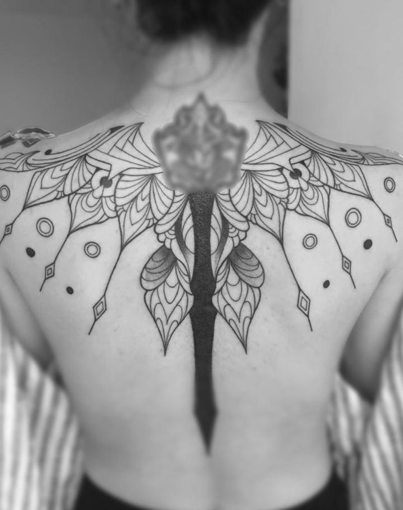 花纹图腾纹身图片_背部New School图腾纹身图案