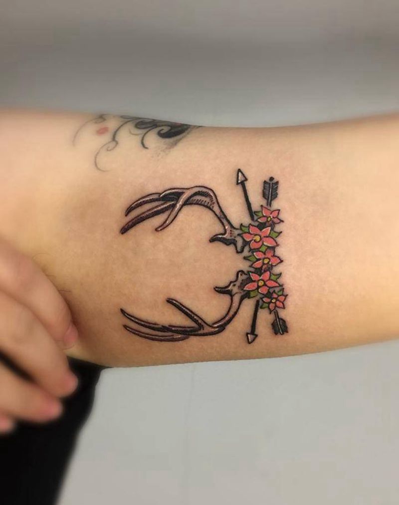 鹿角纹身图片_成品手臂欧美清新动物植物静物纹身图案
