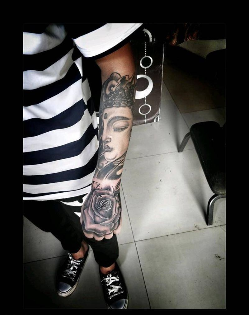 小臂遮盖恢复后  手背新作纹身图片