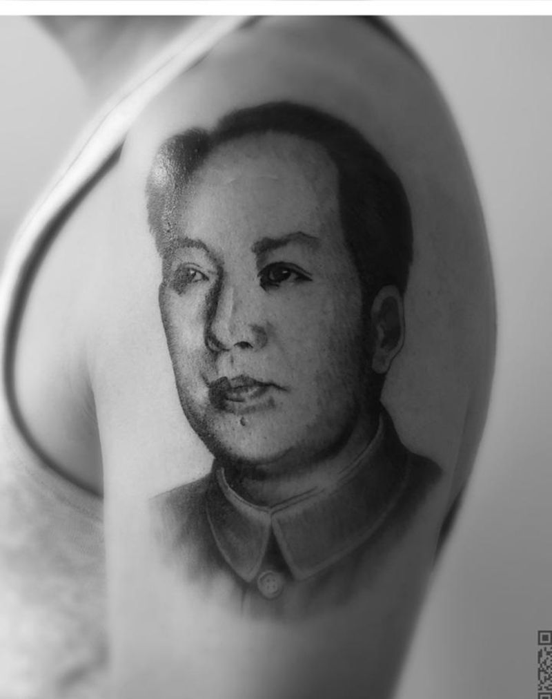 信仰纹身图片_成品手臂肖像人物纹身图案